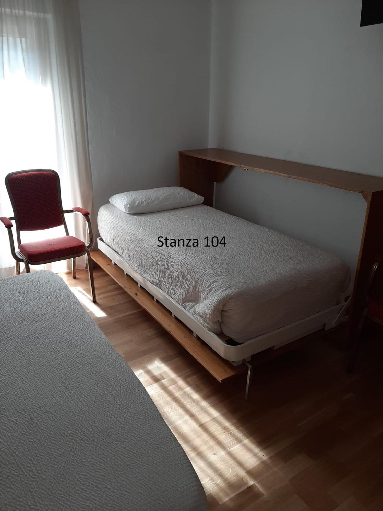 Hotel Pizboe 마친 외부 사진
