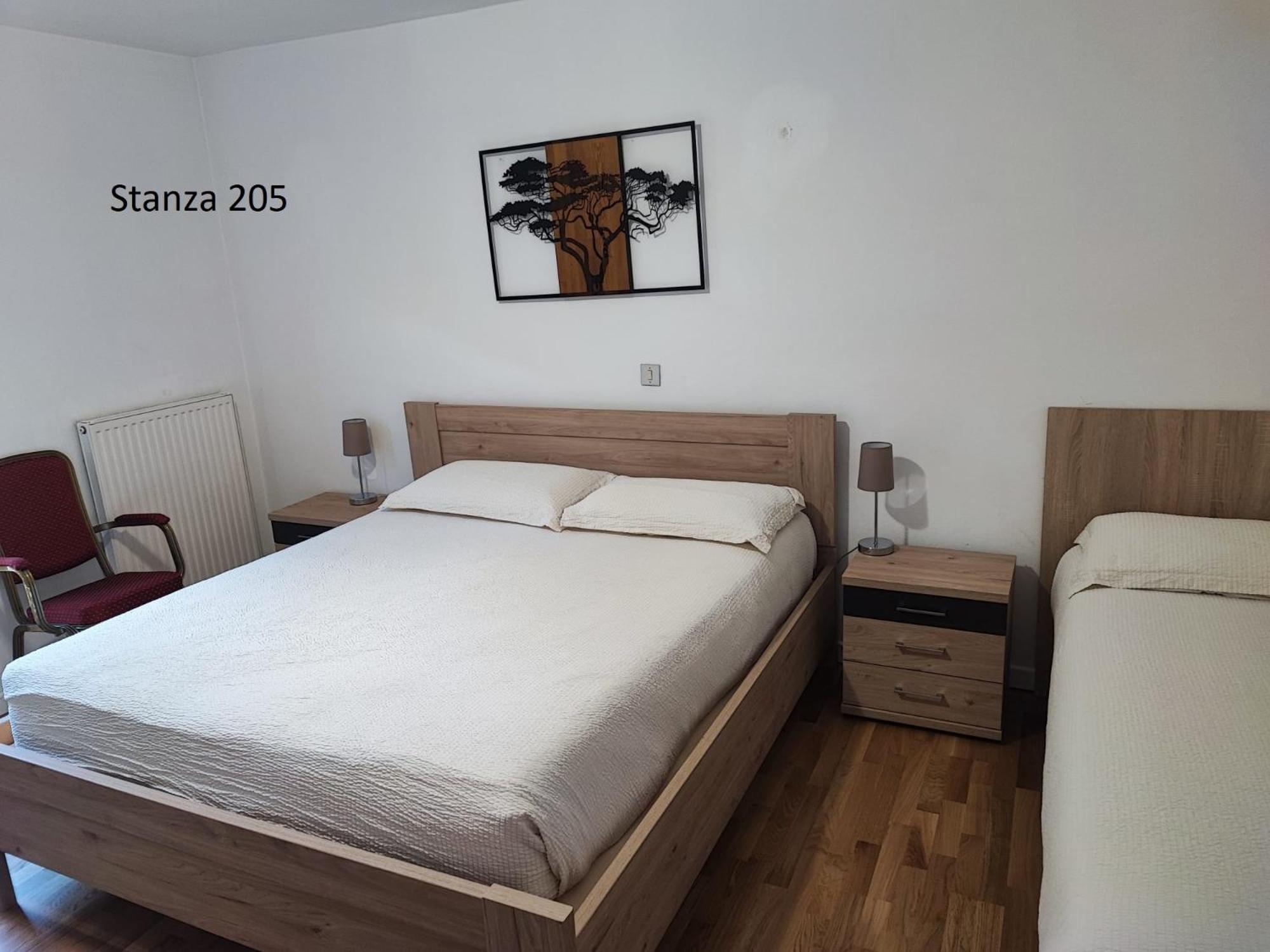 Hotel Pizboe 마친 외부 사진