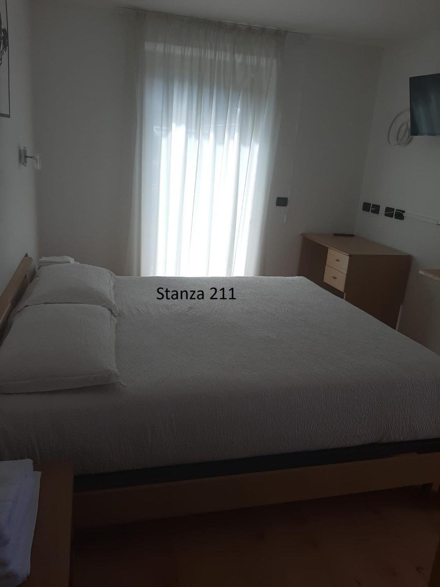 Hotel Pizboe 마친 외부 사진