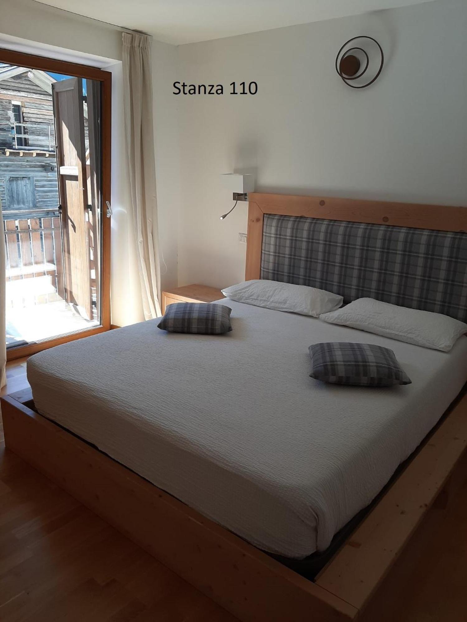 Hotel Pizboe 마친 외부 사진