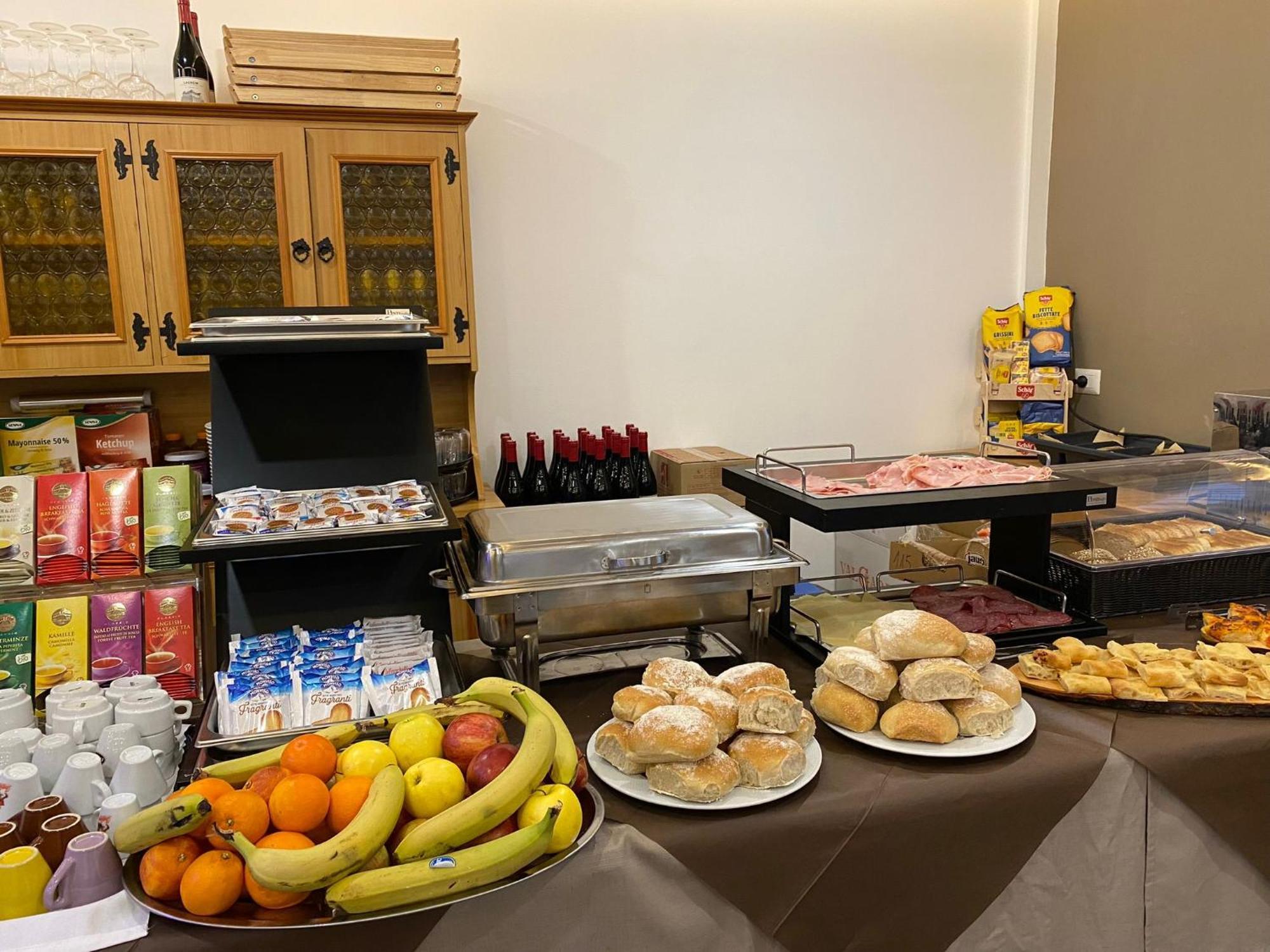 Hotel Pizboe 마친 외부 사진