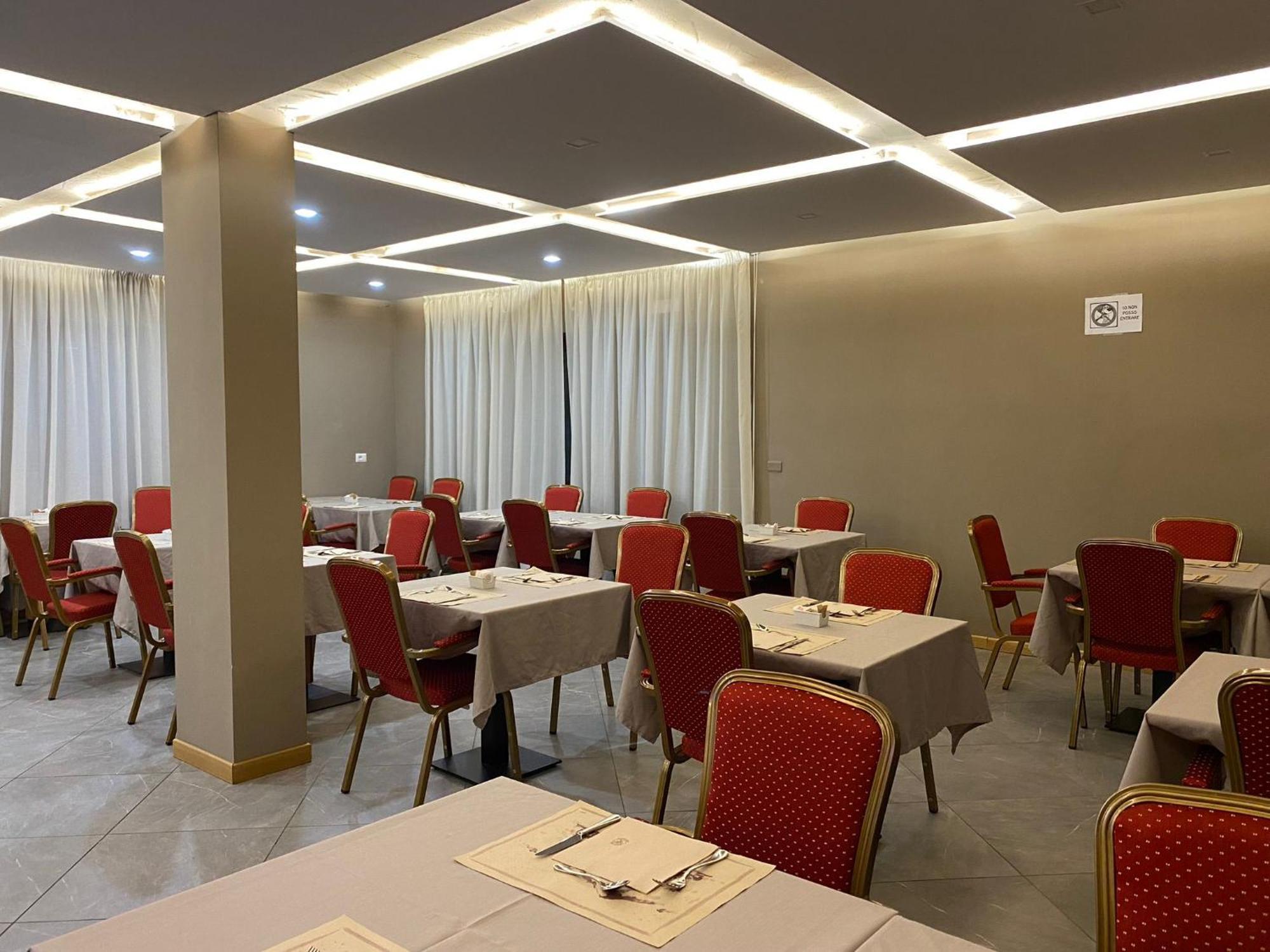 Hotel Pizboe 마친 외부 사진