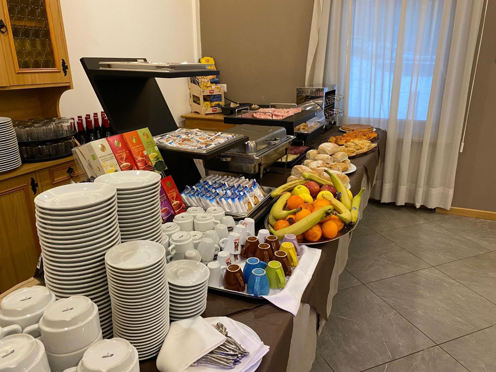 Hotel Pizboe 마친 외부 사진