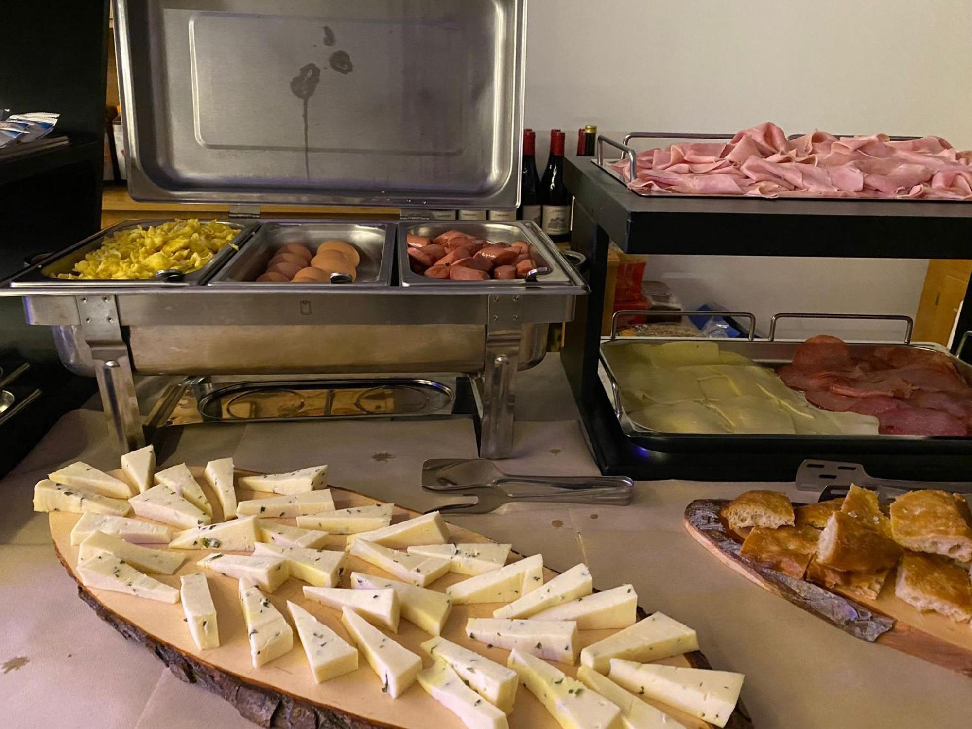 Hotel Pizboe 마친 외부 사진