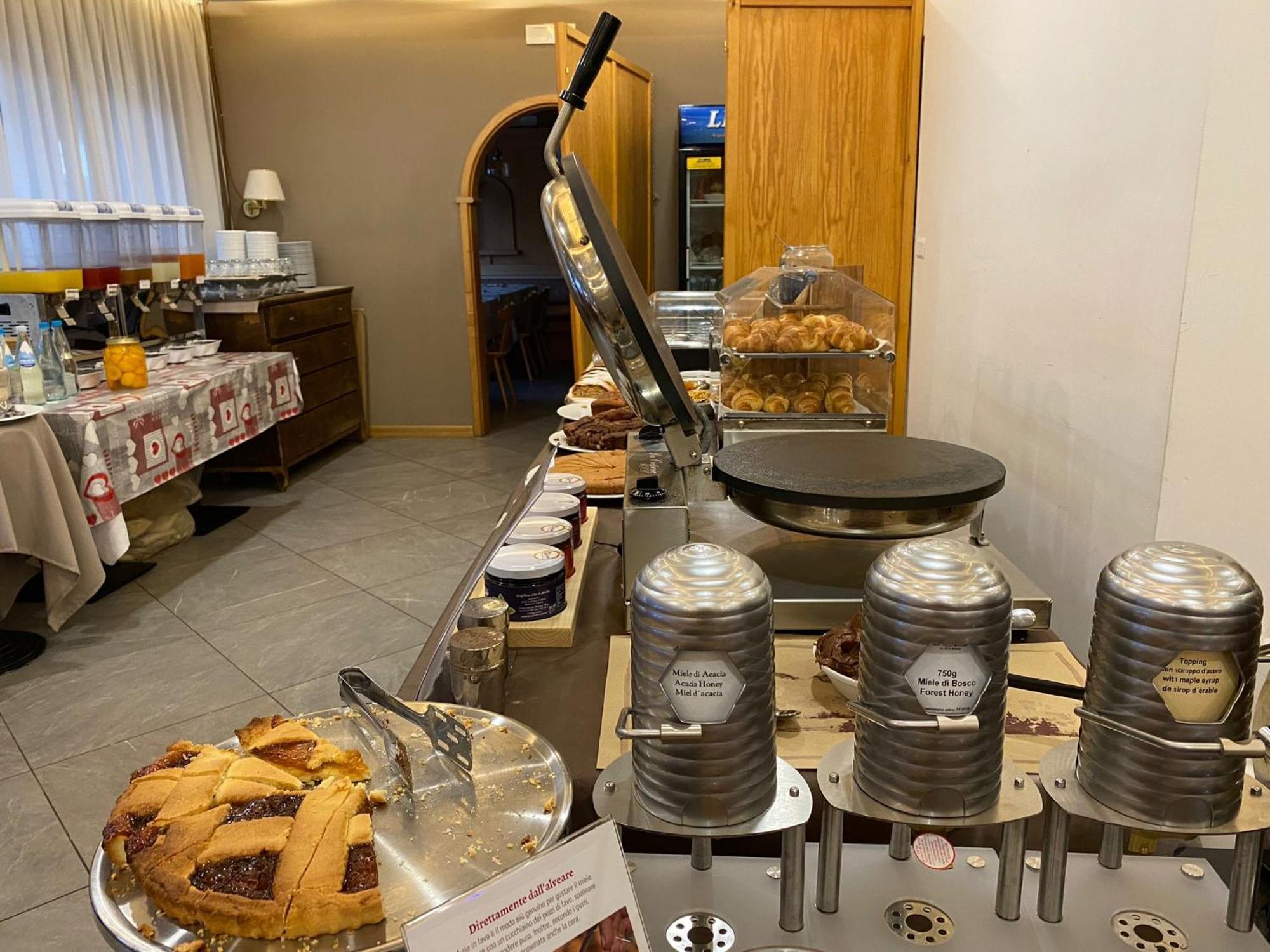 Hotel Pizboe 마친 외부 사진